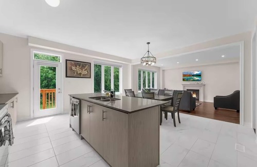 Keswick Casa | Heaven Beach House. 2 min Drive.