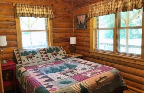 Luray Casa | Heaven Can Wait - with hot tub!