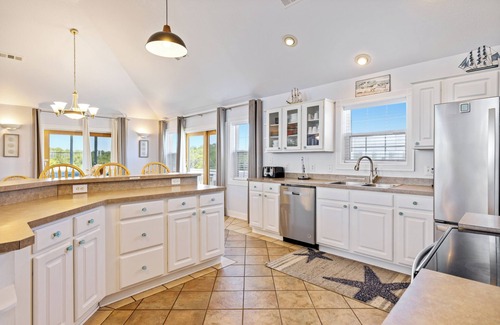Pine Island Casa | Heaven Sent: Oceanside, private pool, hot tub, rec room and EASY beach access!