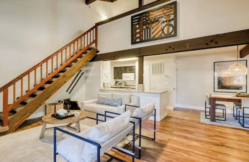 Bijou Park Casa | Heavenly Haven Lakeland Village Private Beach