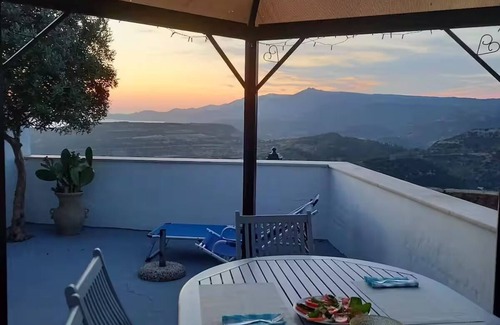 Magomadas Casa | Heavens View