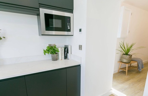 Cylch-Y-Garn Cabaña | Hebog - a coastal that sleeps 2 guests in 1 bedroom