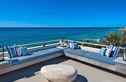 Silver Sands Villa | Villa frente al mar, piscina infinita con vista a los jardines y acantilados, terraza de la piscina, hamaca, wifi gratis