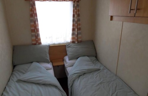 Rhosybol Apartamento | Hedgehog Holiday Home in the countryside, 10 mins to Lligwy beach