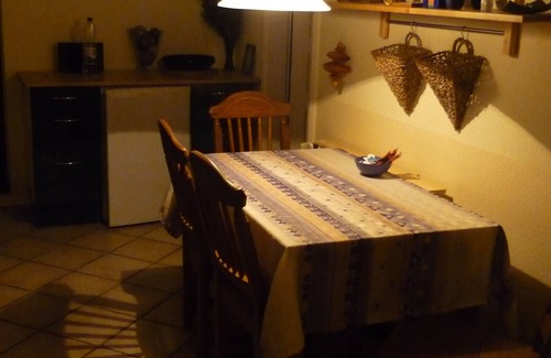 Osternburg Apartamento | HeDo, living in an old city building