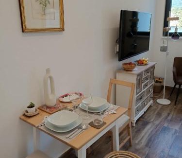 Vrdnik Apartamento | Hedonica 11 Ema