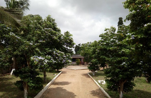 Madina Casa | HEDZORLE VILLA, ACOGEDOR ABODE