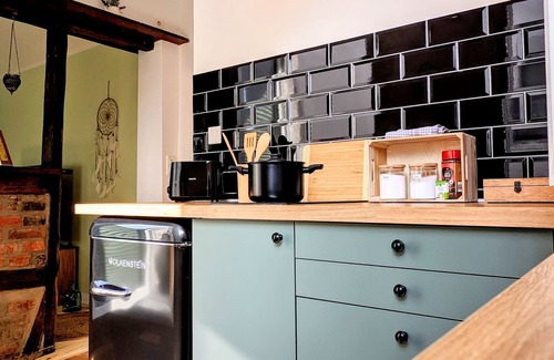 Uelzen Apartamento | Heide Apartment ♣ With terrace and in the center ♣ Kitchen, Smart TV with Netflix