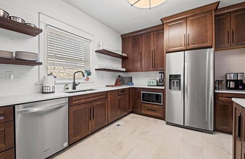 South Hyde Park Casa | Heights At Hyde Park w/ 3 full bath