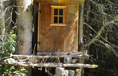 Klosters Platz Apartamento | Heimelige Ferienwohnung mit Balkon Nähe Bahnhof/skilift in Klosters zu Vermieten