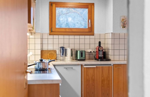 Graechen Apartamento | Heimine by Interhome