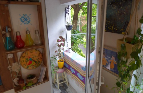 Tbilisi Casa | Helen and David's apartment, Bird's nest"