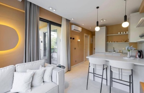 Bodrum City Center Apartamento | Helis Suites Bitez : Two-Bedroom Apartment