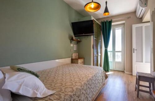San Damiano dʼAsti Cama Y Desayuno | Helix 1912