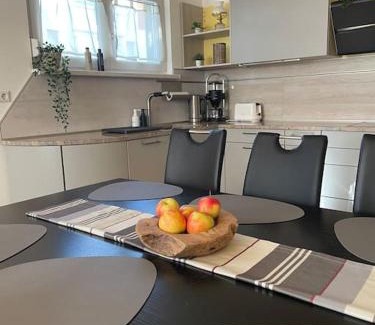 Appenweier Apartamento | Helle, gemütliche, kühle,moderne Wohnung Nähe Europapark, Straßburg, Schwarzwald
