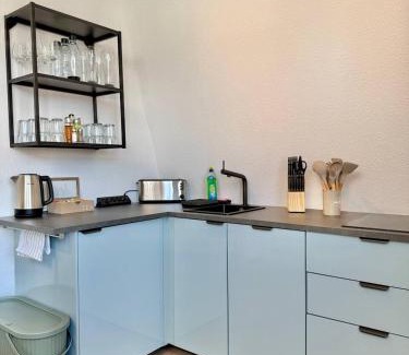 Burgeresch Apartamento | Helles Ferienhaus super zentral mit gratis Stellplätzen N162