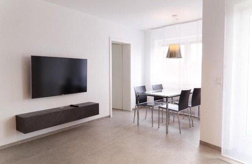 Wasseralfingen Apartamento | Helles & modernes Apartment am Karlsplatz