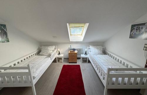 Misburg - Nord Casa | Helles Privatzimmer mit Gemeinschaftsküche und-bad
