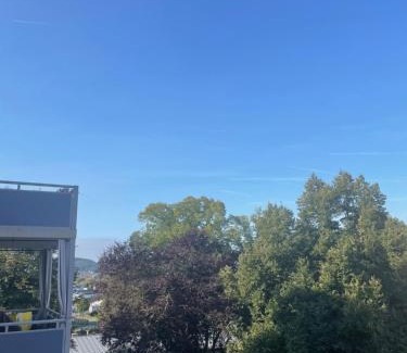 Gelnhausen Otro | Helles Zimmer in Wohnung mit Balkon