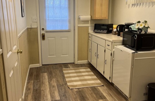 Smithfield Apartamento | Hello Travelers!This Studio is available and taking reservations through October
