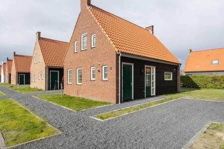 Ossenisse Casa | Hello Zeeland - Vakantiewoning Knuitershoek 88