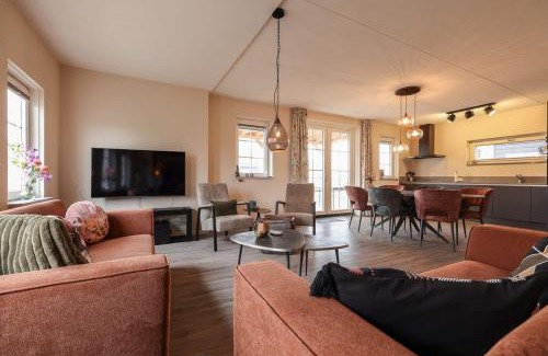 Ossenisse Casa | Hello Zeeland - vakantiewoning Knuitershoek 66