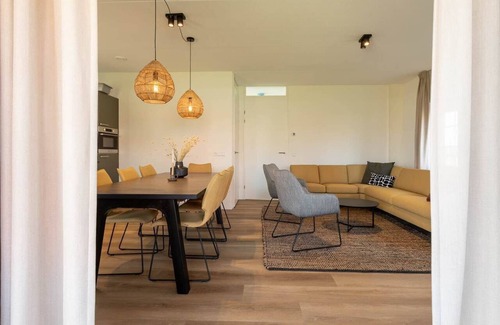 Ossenisse Casa | Hello Zeeland - vakantiewoning Knuitershoek 64