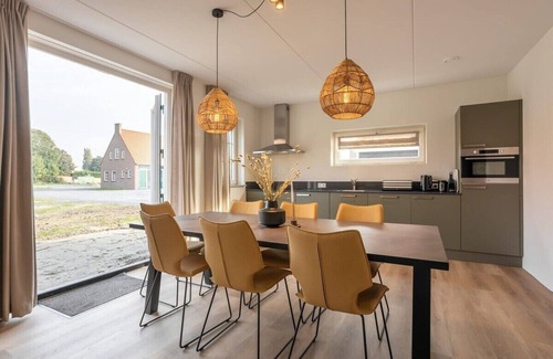 Ossenisse Casa | Hello Zeeland - vakantiewoning Knuitershoek 84