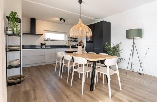 Ossenisse Casa | Hello Zeeland - vakantiewoning Knuitershoek 72