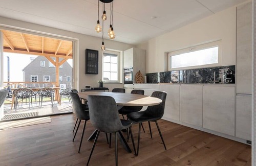 Ossenisse Casa | Hello Zeeland - vakantiewoning Knuitershoek 80