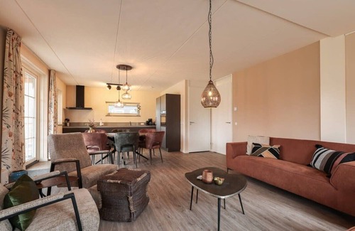 Ossenisse Casa | Hello Zeeland - vakantiewoning Knuitershoek 66