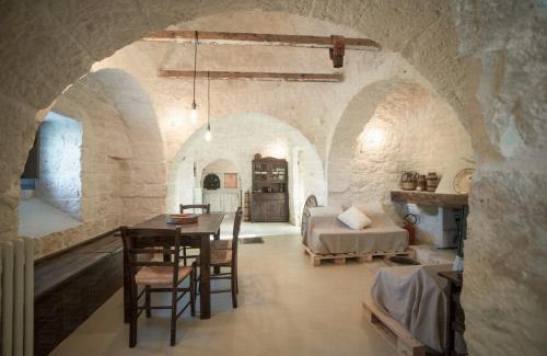 Martina Franca Apartamento | HelloAPULIA - Panoramic Trulli Pozzo Fornello with private pool