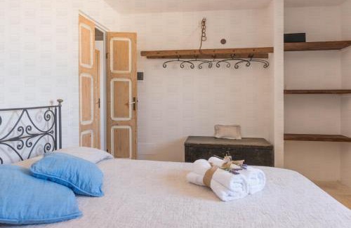Martina Franca Apartamento | HelloAPULIA - Panoramic Trulli Pozzo Fornello with private pool