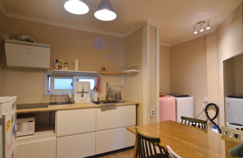 Yeonnam-dong Casa | Helloworld guesthouse