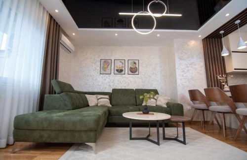 Arandelovac Apartamento | Hemingway LUX