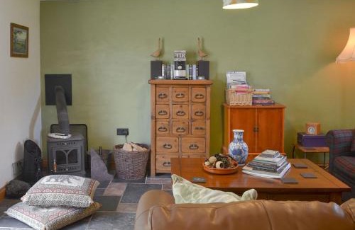 Bodorgan Casa | Hen Dy Goits