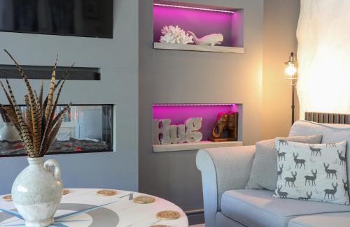 Cylch-Y-Garn Casa | Hen Gilfach