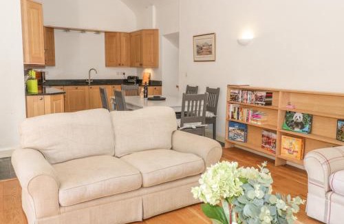 Penmon Casa | Hen Stabl