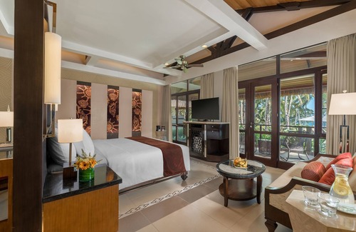 Tawala Complejo | Henann Resort Alona Beach
