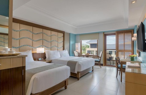 Tawala Complejo | Henann Resort Alona Beach