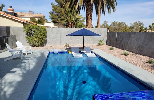 Green Valley Casa | Henderson/Vegas Luxury DREAM HOME w/Pool & Spa- close to LV Strip & Airport