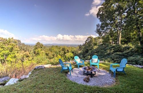Laurel Park Casa | Hendersonville Home with Views - 3 Mi to Downtown!
