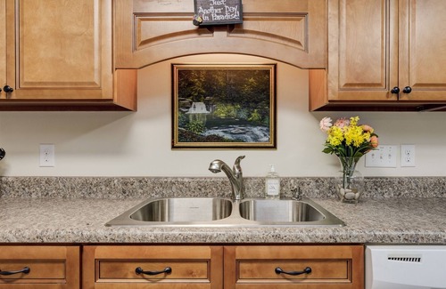 Hendersonville Casa | Hendo Rancho en el centro histórico de Hendersonville