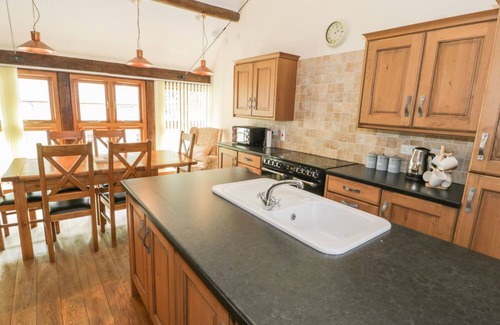 Fairbourne Cabaña | Hendoll Barn