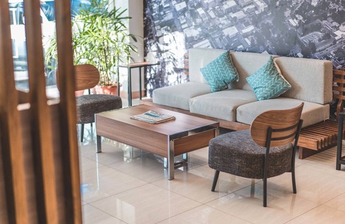 Dumaguete Hotel | Henia Hotel