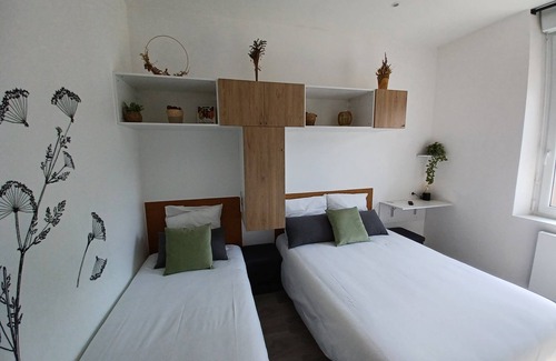 Haussonville-Blandan-Mon Desert-Saurupt Cama Y Desayuno | Guest room Henriot ⭐⭐⭐