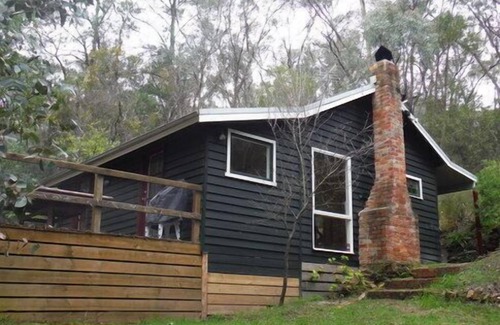 Hepburn Springs Cabaña | Hepburn Cottage, una tranquila acre en Hepburn.