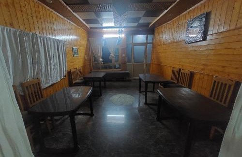Nishat-Shalimar Casa | Herald spring