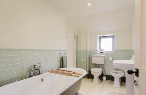 Easton Grey Apartamento | Herdsman's Cottage - Beautiful 3 Bed in Wiltshire!