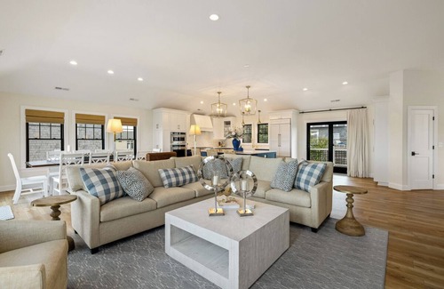 Carolina Dunes Casa | Here & Now - Beautifully Remodeled 5 BR Semi-Oceanfront Home w/Pool